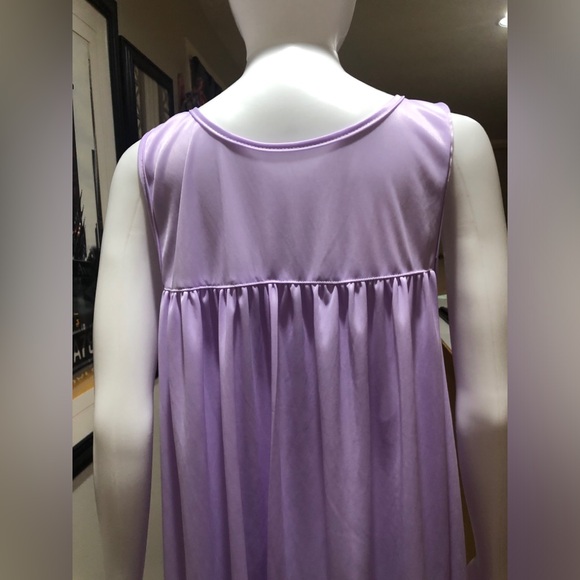 Lavender Lace Trim Nightgown
Vintage - Picture 7 of 10